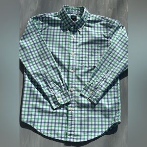 Long sleeve button collar dress shirt